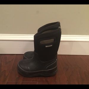 Bogs Classic Tall black boots toddler 8/24